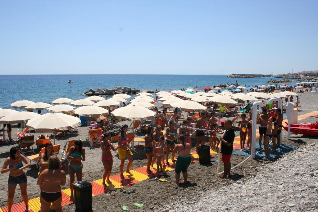 Hotel Miramare Ciro Marina Exterior photo