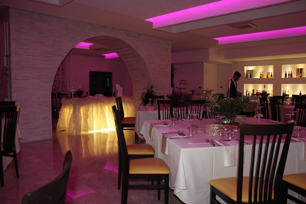 Hotel Miramare Ciro Marina Exterior photo